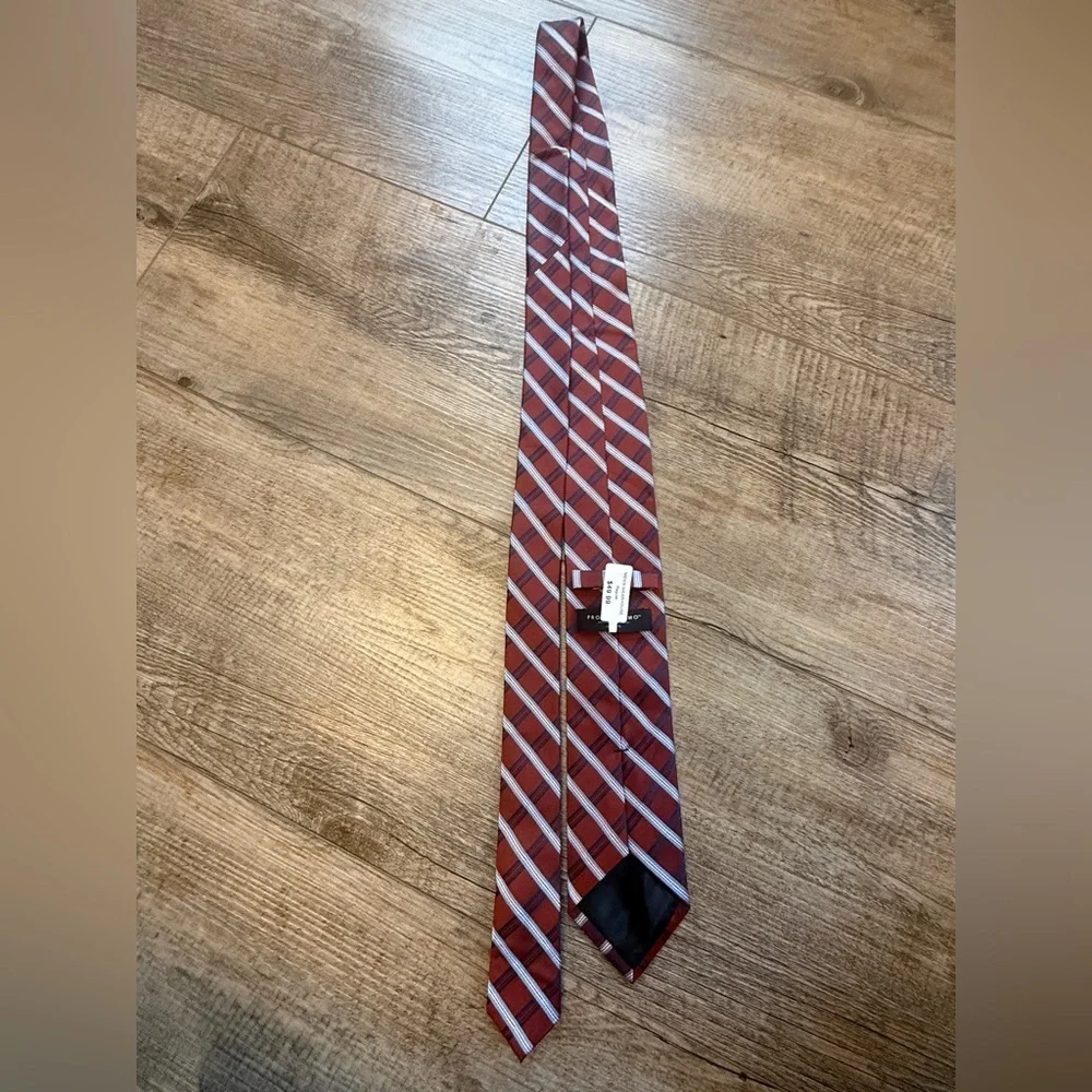 Pronto Uomo Burgundy and Silver Diagonal Striped Tie